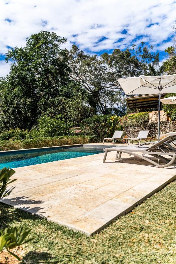 Horizon Hill Villa Pirae ภายนอก รูปภาพ